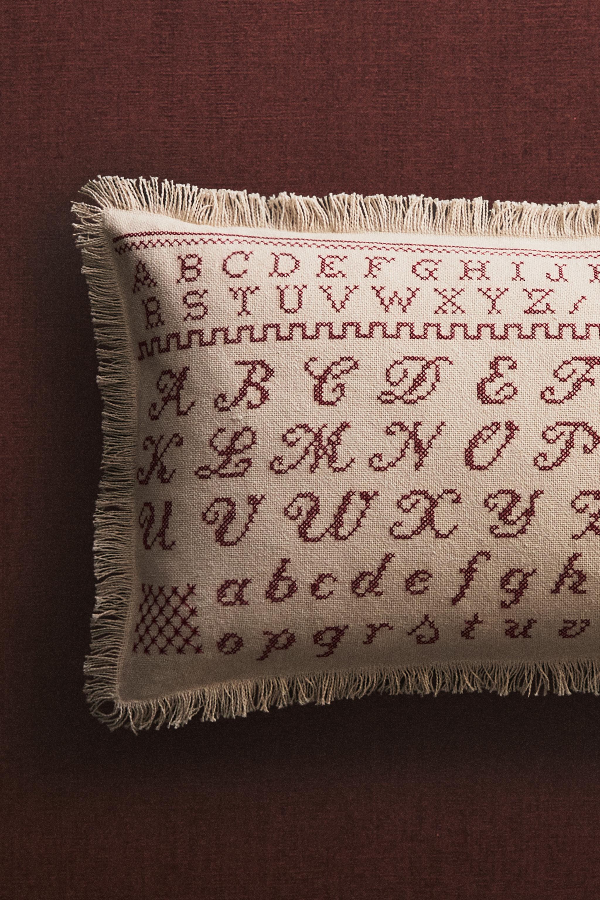 CHRISTMAS ALPHABET THROW PILLOW COVER